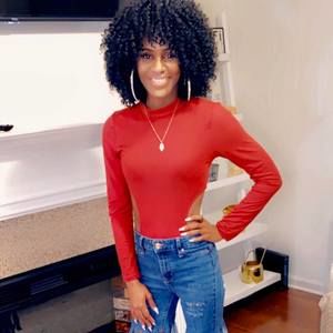 Meet your Posher, Alexandria